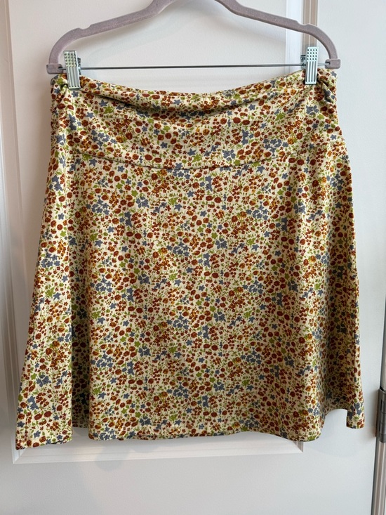 Toad&Co Dresses & Skirts - Toad & Co Chaka Skirt Ditsy Floral Butter Yellow Outdoor Hiking Camping Large